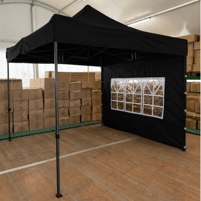 barnum pliant noire avec entourages