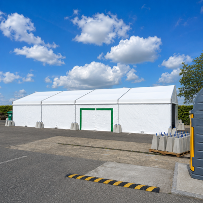 Grande structure de chapiteau aluminium modulable pour professionnels