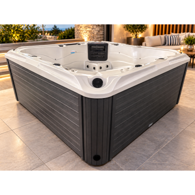 Spa BRUGES – Habillage gris anthracite et design élégant